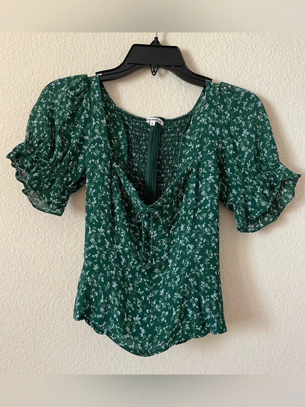 Reformation Delevan Top | Green Floral Puff-Sleeve Sweetheart Top